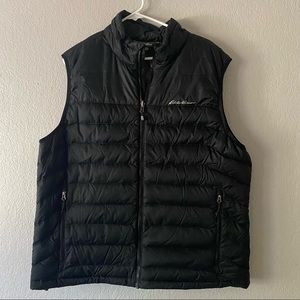 Black Eddie Bauer puffer vest